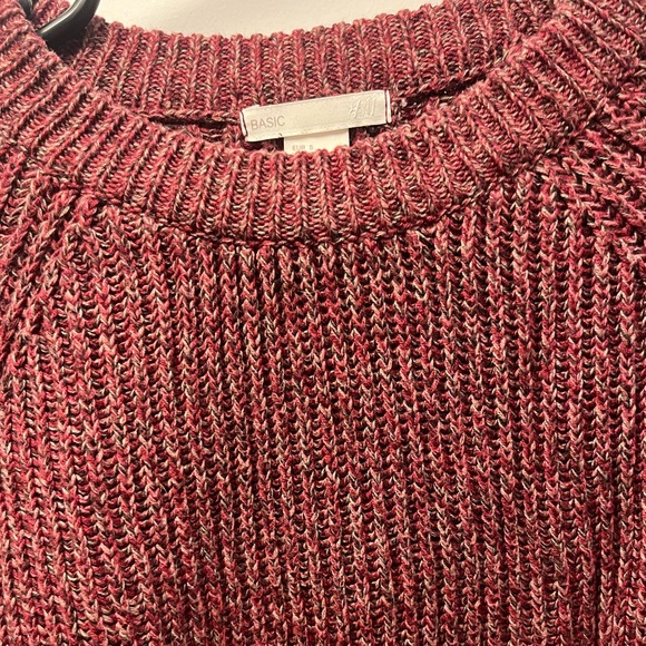 Burgundy knit sweater - Size S- like new - Picture 2 of 4